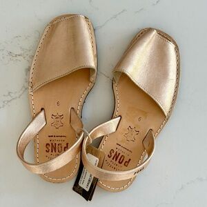 NWT PONS Classic Metallic Rose Gold Sandals 9